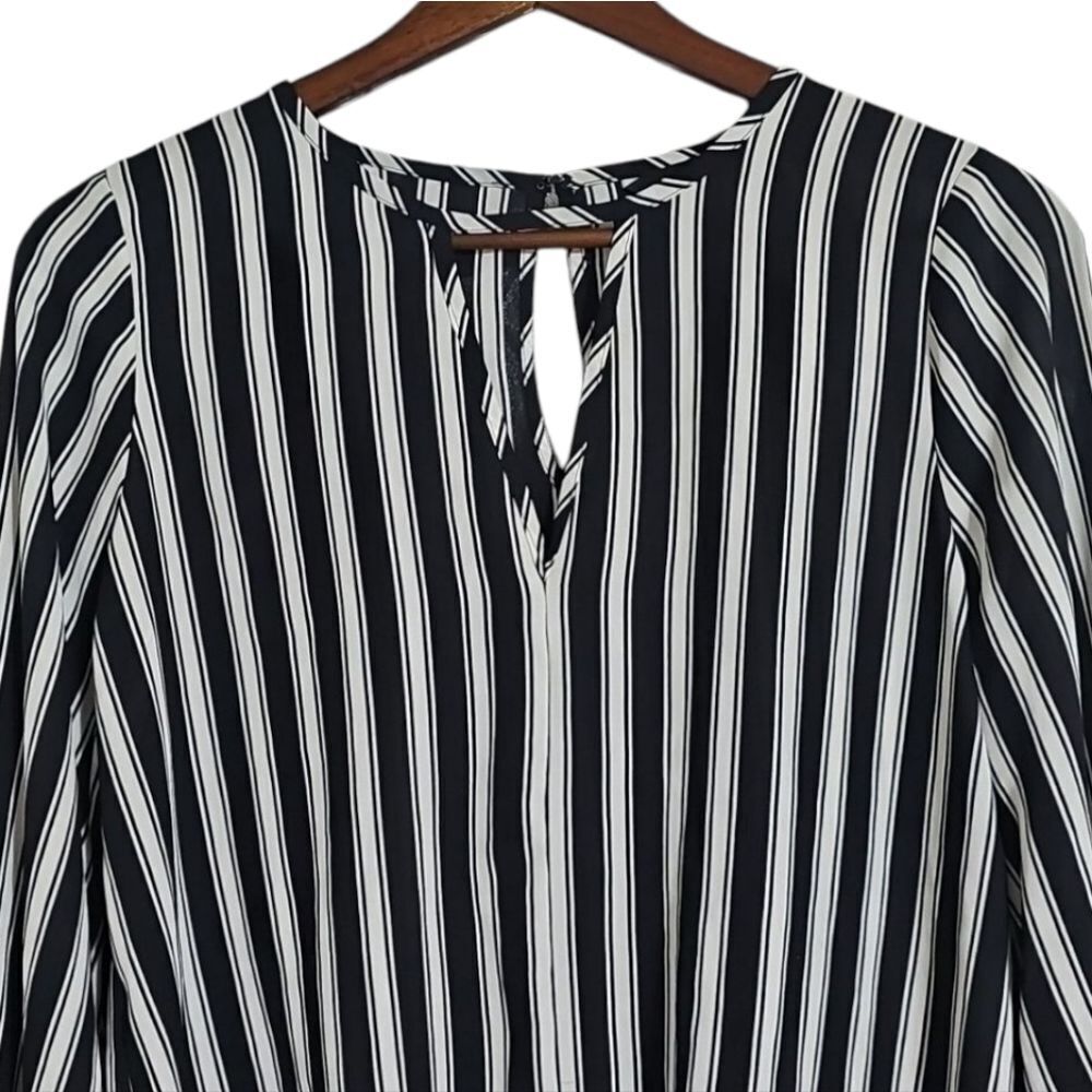 Express Top/Blouse  Size S - Picture 3 of 4